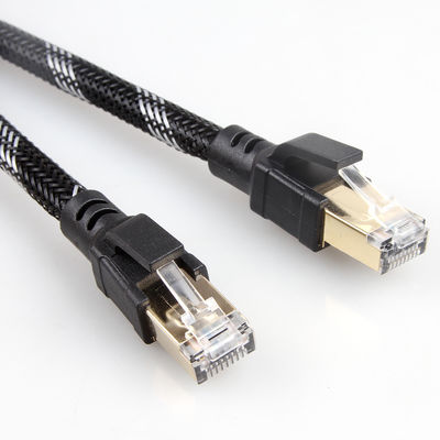 El nilón interior al aire libre del cable del remiendo Cat8 trenzado 26AWG 40Gbps 2000MHz S/FTP